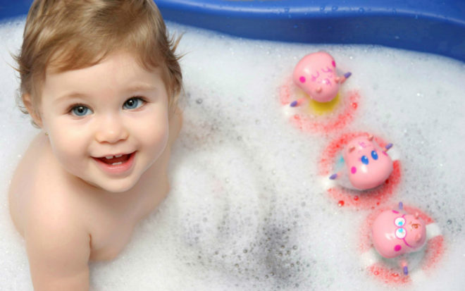 Можно ли мыть ребенка после прививки краснухи