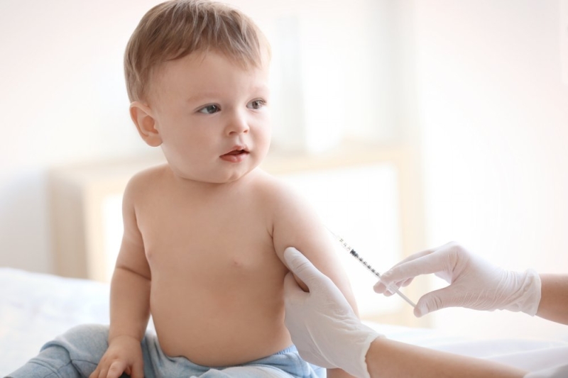 По одной или по пять: сколько можно делать прививок ребенку?