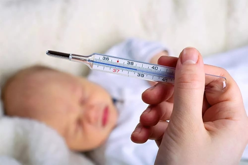 Прививки детям: споры о ВАКЦИНАХ АКДС