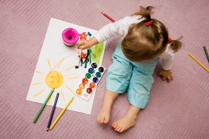 Раннее развитие ребенка: прививаем любовь к творчеству